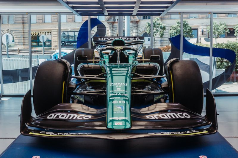 f1-aston-peroni-westend-2022