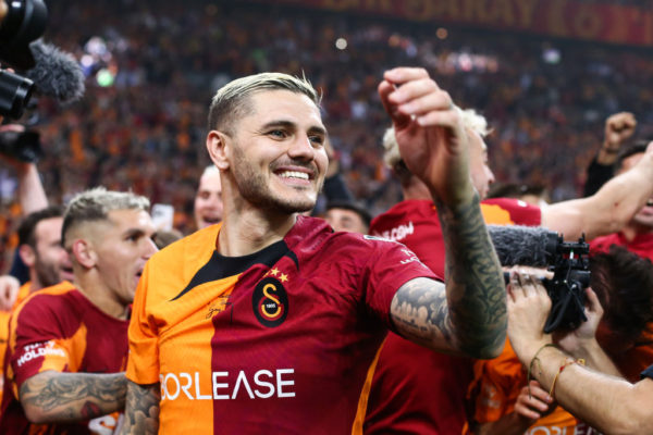 Galatasaray: így köszöntötték Mauro Icardi visszatérését a fanatikusok! – videóval