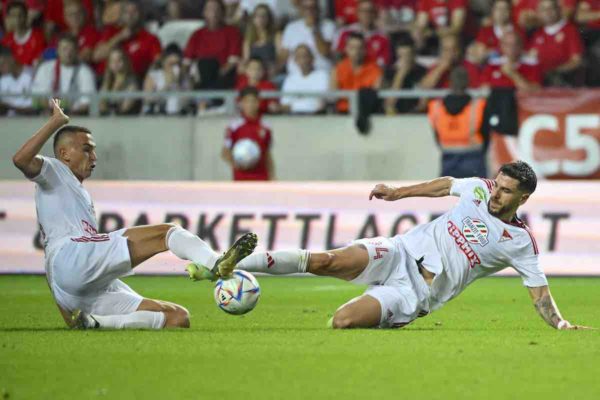 A Rapid Wien 5-0-ra nyert a Nagyerdei Stadionban