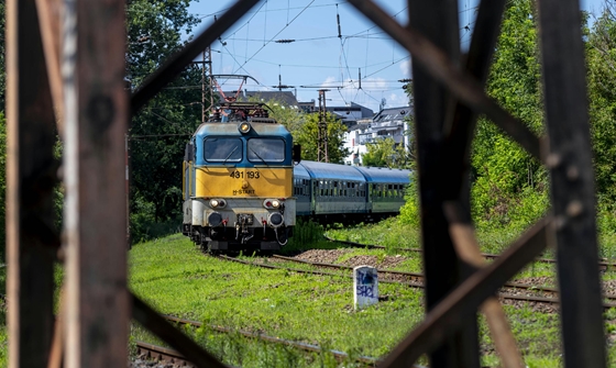 Gazdaság: Fix árú vonat- és buszjeggyel lehet eljutni majd az atlétikai vb idején Budapestre