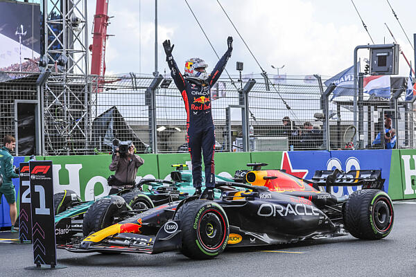 f1-verstappen-zandvoort-redbull