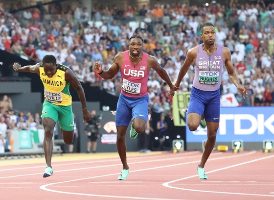 Sport: Noah Lyles a 100 méter világbajnoka Budapesten