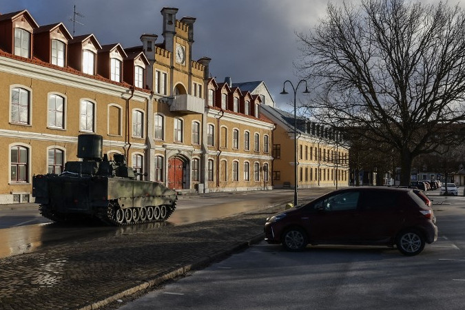 Aprítják a svéd tankokat az oroszok