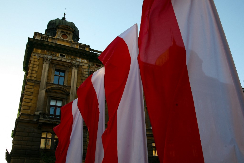 Lengyelország az orosz döntésnek megfelelően bezárta szmolenszki konzulátusát