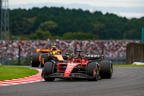 f1-ferrari-mclaren-suzuka-day1