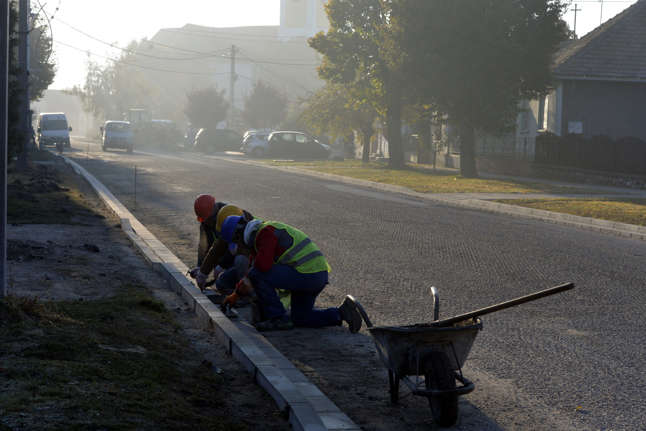 Több utcát aszfaltoznak uniós támogatásból Mezőhegyesen