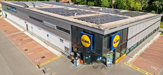 Vállalkozás: Lidl: bruttó 587 ezer is járhat az áruházi dolgozóknak az újabb béremelés után