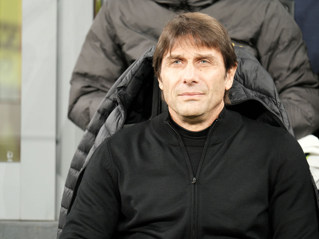 Conte elismerte a Napoli megkeresését