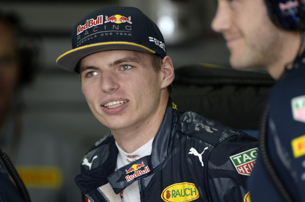 F1-Archív: Verstappen visszafogja magát