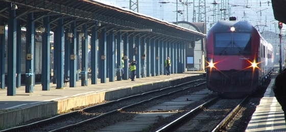 Itthon: Három hetes teljes pályazárás lesz a győri fővonal egy szakaszán, 20-25 perccel hosszabb menetidőre és pótlóbuszokra kell számítani