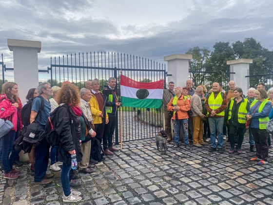 Itthon: Ünnepi buszos kirándulást szerveztek a hatvanpusztai Orbán-birtokhoz - friss képek a majorságról