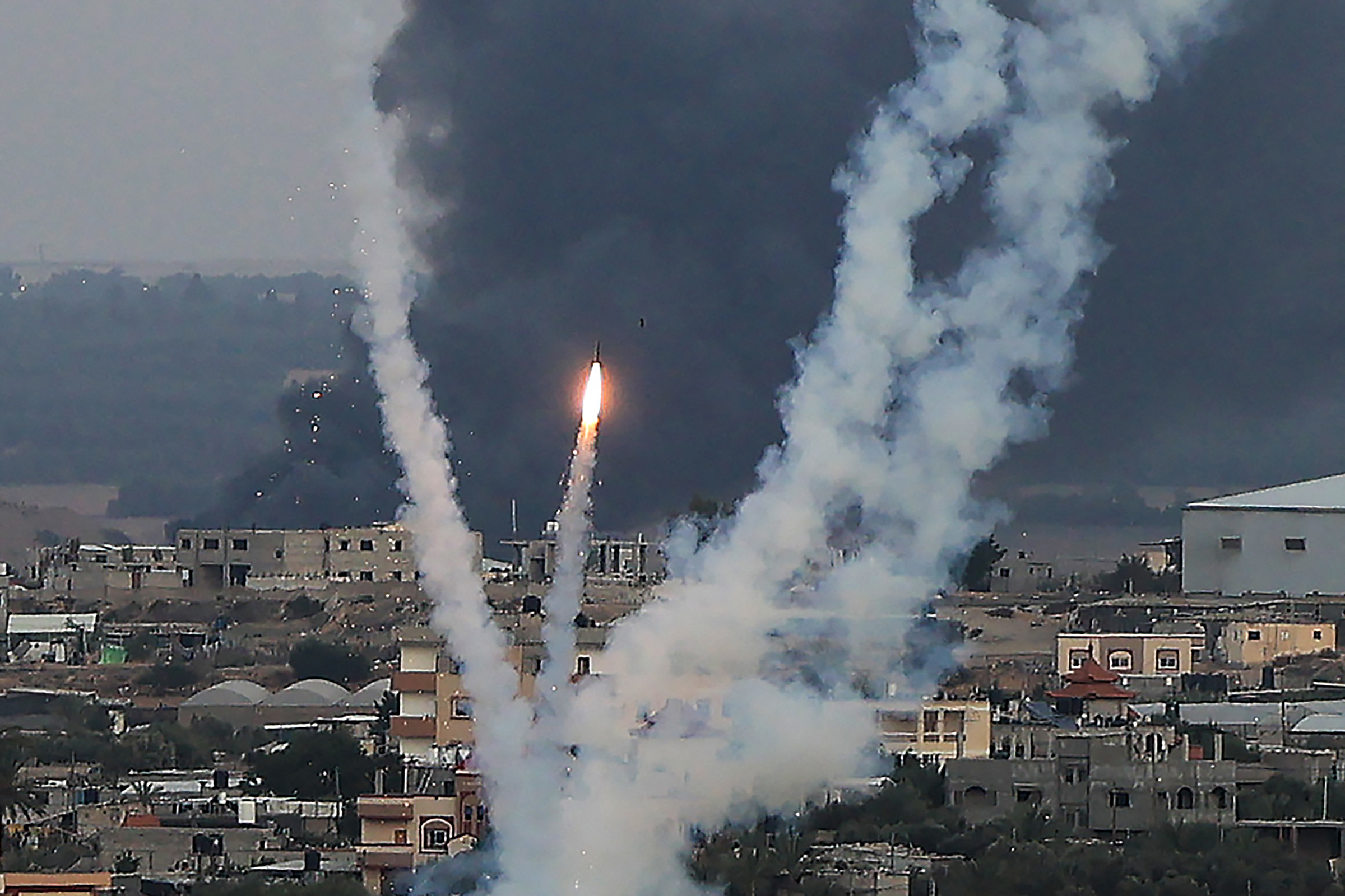 Izraelben a Hamász terroristái megöltek egy világhírű fizikust és feleségét