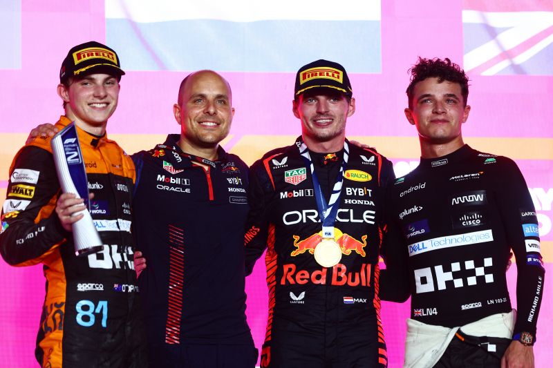 f1-verstappen-mclaren-podium-katar