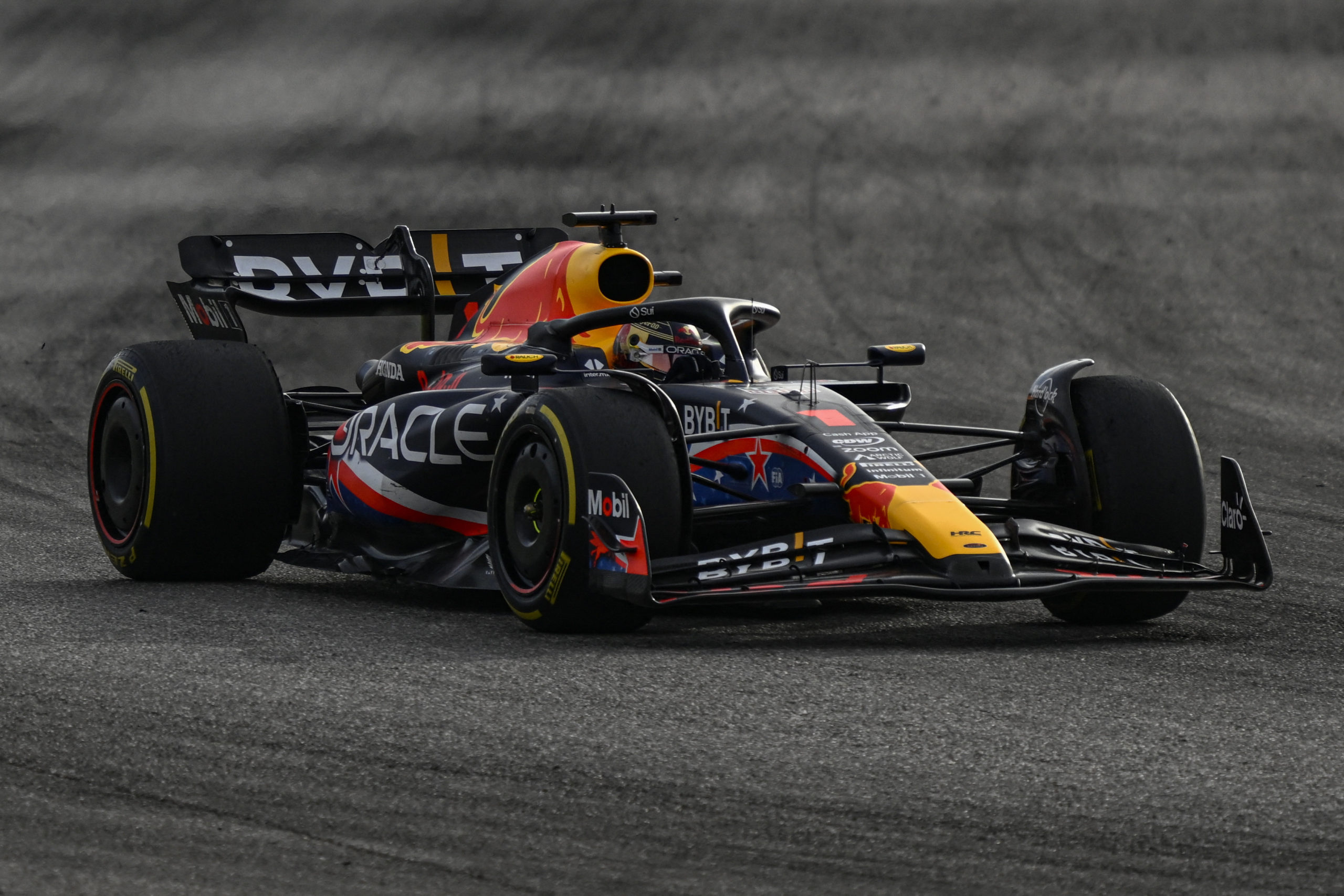 Verstappen nyerte a sprintfutamot