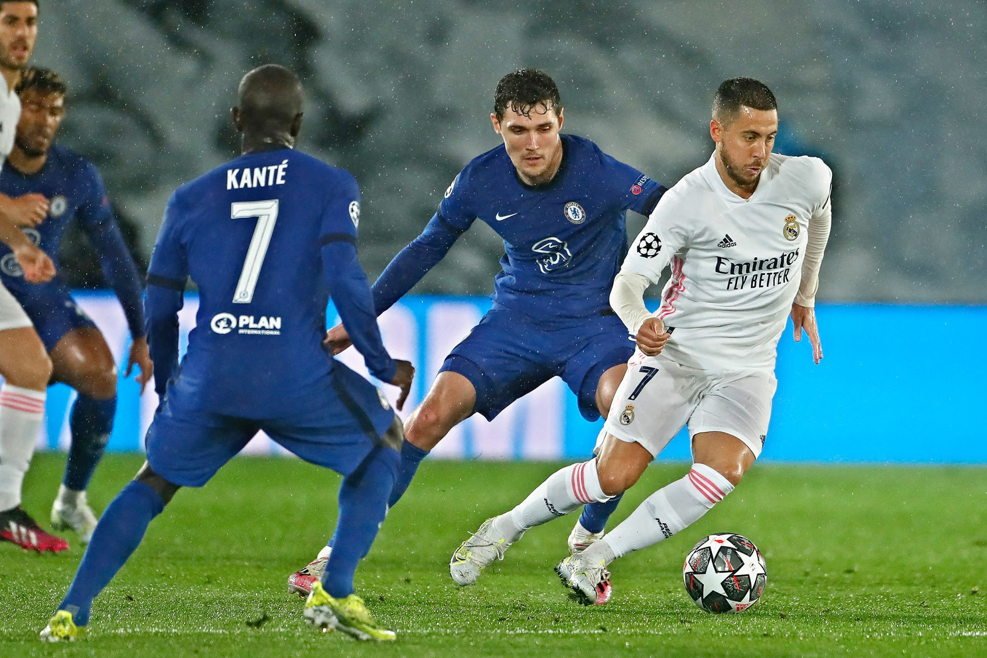 Visszavonult Eden Hazard