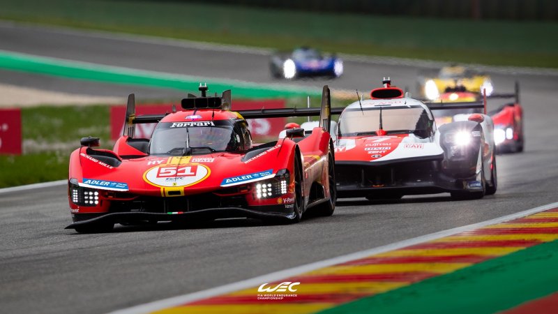 WEC-Ferrariba ül Robert Svarcman