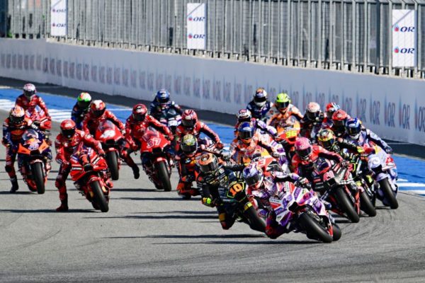 850 köbcentis motorokra válthat a MotoGP