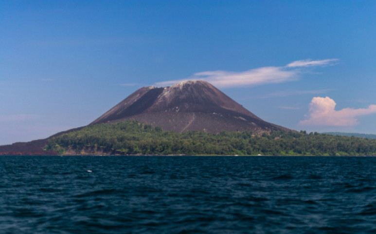 Erősen mozgolódik az Anak Krakatau