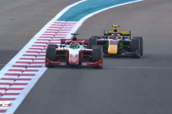 Formula-2: Vesti parádézott a sprinten