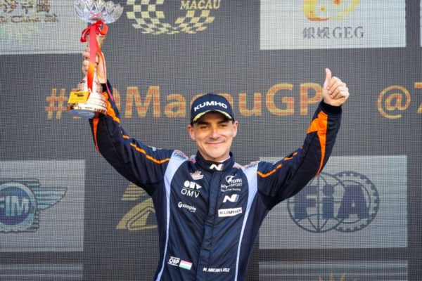 Kubica Ferrarival indul jövőre a WEC-ben