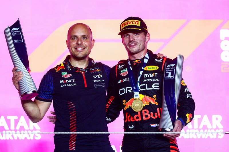 f1-verstappen-lambiase-redbull