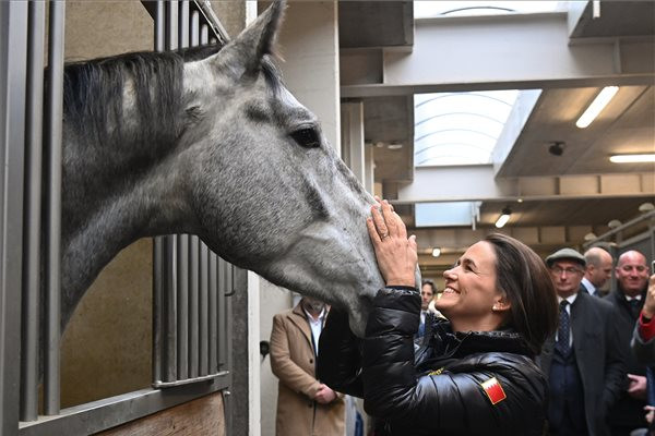 Novák Katalin: Kötelességünk, hogy a hazánk érdekeit közösen képviseljük