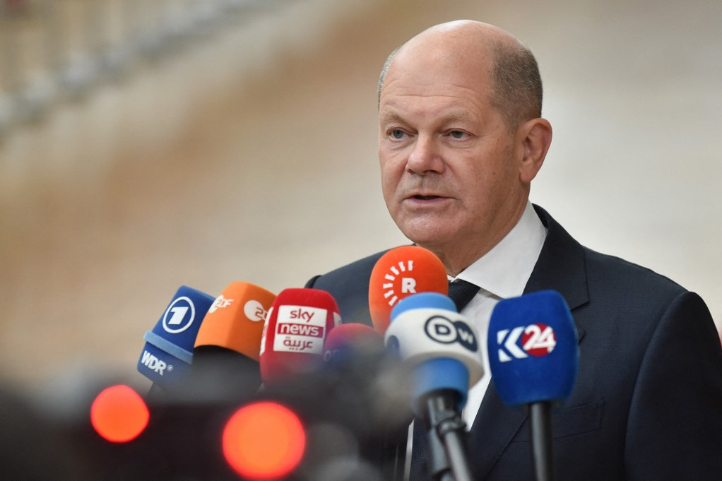 Olaf Scholz tárgyalni akar Vlagyimir Putyin orosz elnökkel