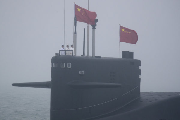Rohamléptekben fejlődik a kínai tengeralattjáró-gyártás