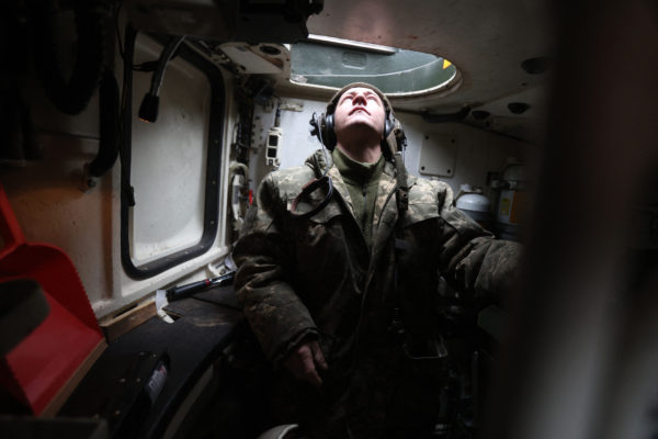 Ukrán parancsnok: Az oroszok megindították az Avgyijivka elleni támadás harmadik hullámát
