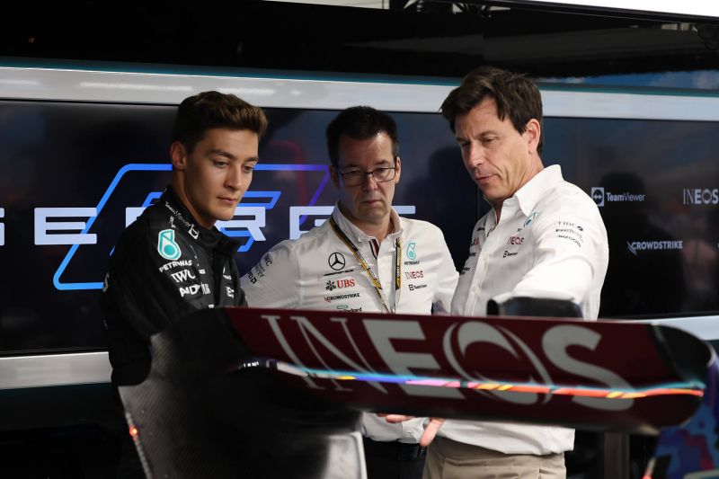 f1-wolff-elliott-mercedes