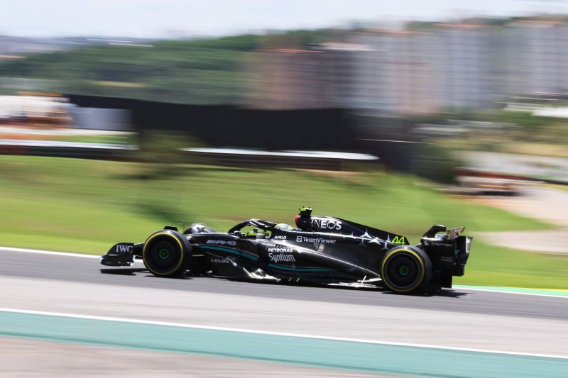 f1-hamilton-mercedes-brazil