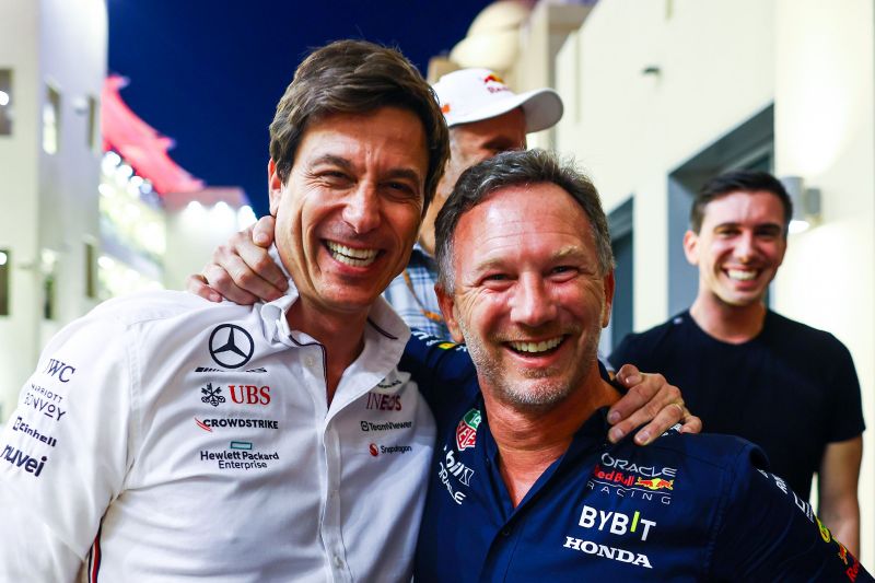 Christian Horner tanácsot adott Toto Wolffnak