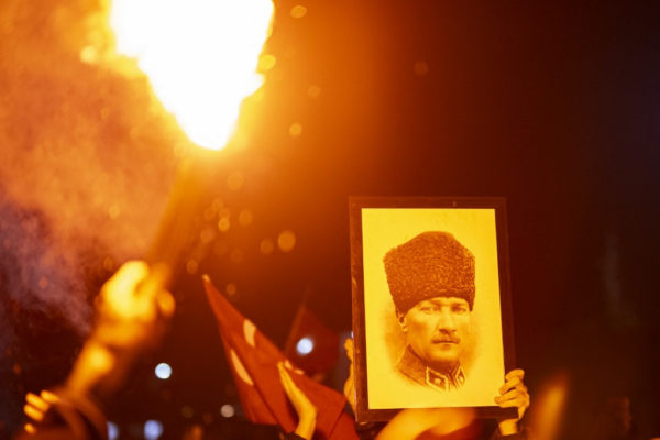 Elhalasztották a török labdarúgó szuperkupa-mérkőzést