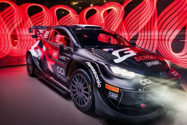 Feketébe borulnak a Toyota WRC- és WEC-autói