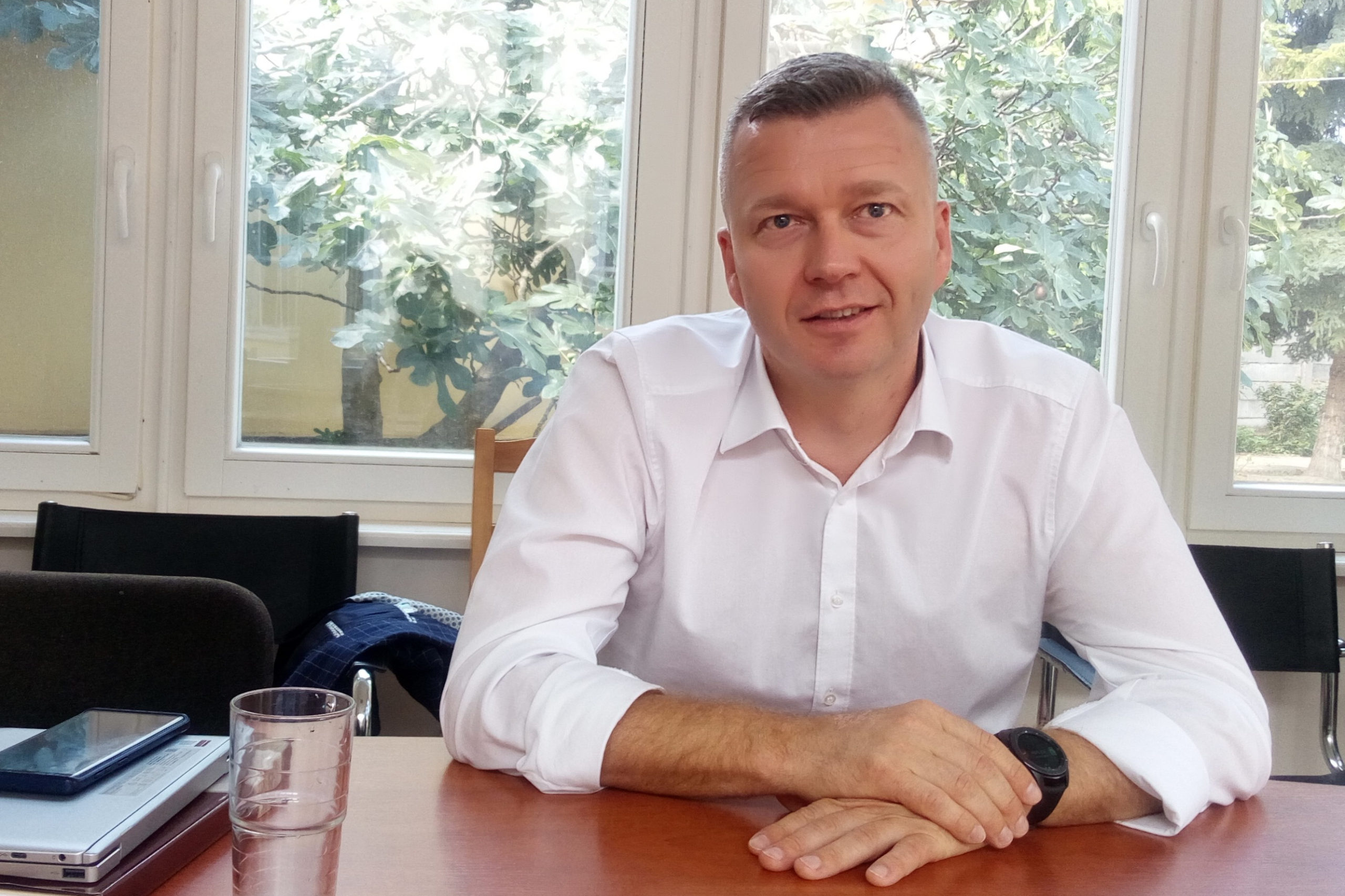 Forró Krisztián marad a felvidéki magyar párt elnöke, s ő lesz a köztársaságielnök-jelöltjük is