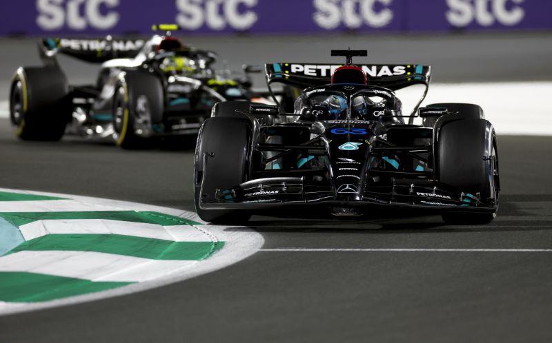 hogyan rontotta el F1-es autóját a Mercedes?