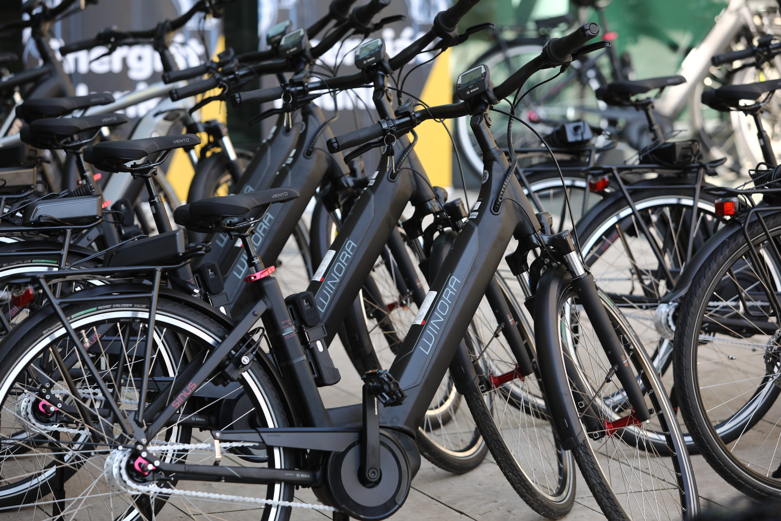 Jövő Mobilitása Szövetség: télen különösen fontos a láthatóság a biciklivel, rollerrel közlekedőknek