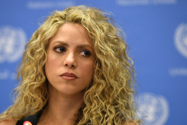 Kínos: Shakira a világ legbénább mézeskalácsházát építette meg + VIDEÓ