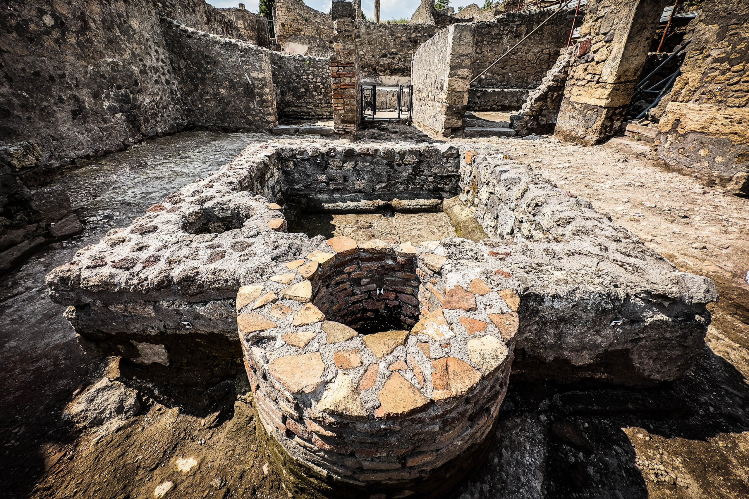 Ősi pékséget találtak Pompeji romjai között