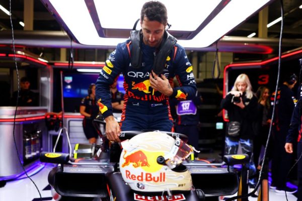 „Tökéletes lenne Red Bull-pilótaként befejezni” – Ricciardo