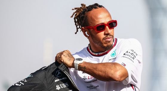 Autó: Hivatalos: Lewis Hamilton elhagyja a Mercedest és 2025-től a Ferrarinál folytatja