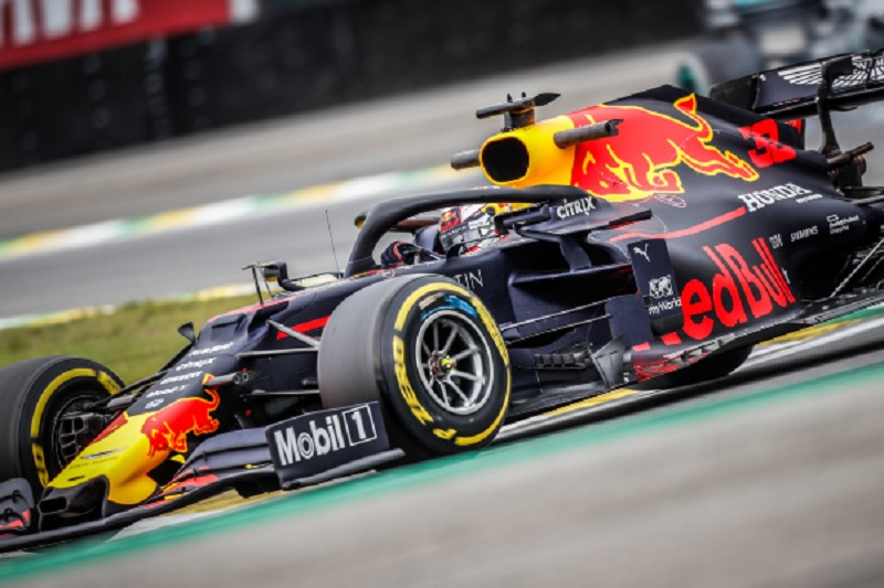 verstappen-action-2019-brazil1