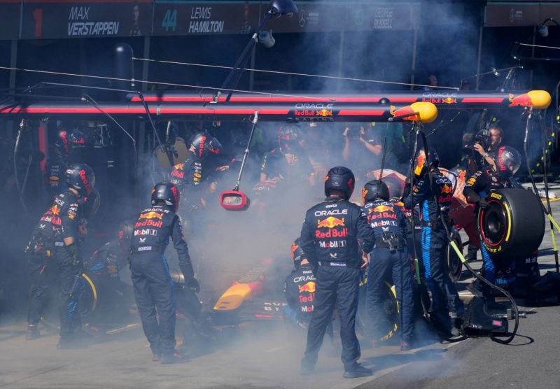 verstappen-melbourne-off