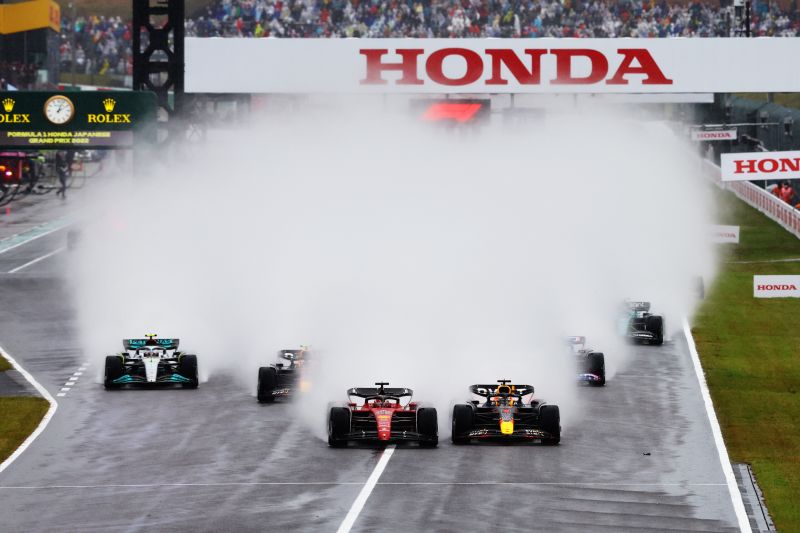 f1-suzuka-start-2022