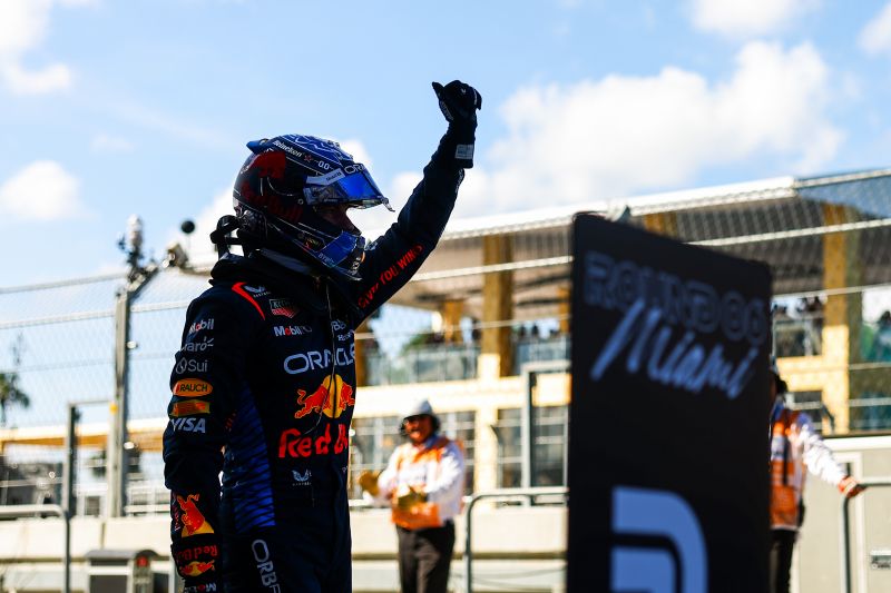 f1-verstappen-pole-redbull-miami