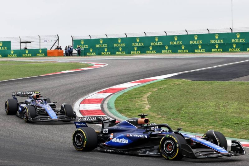 f1-8-williams-albon-sargeant